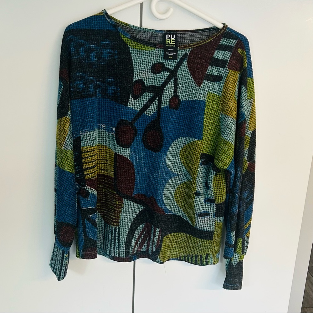 Pure Essence Women's Abstract Multicolor Long Sleeve Top. Size M